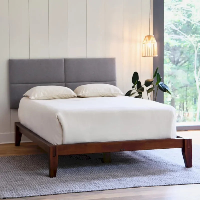 Letto a piattaforma in legno massello con giunzioni giapponesi
