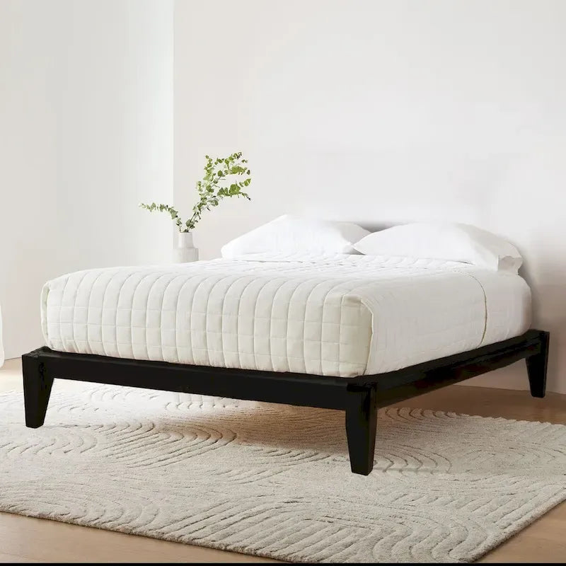 Letto a piattaforma in legno massello con giunzioni giapponesi