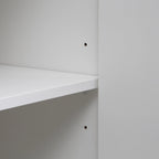 Credenza a pannelli scanalati