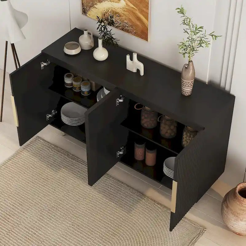 Credenza a pannelli scanalati