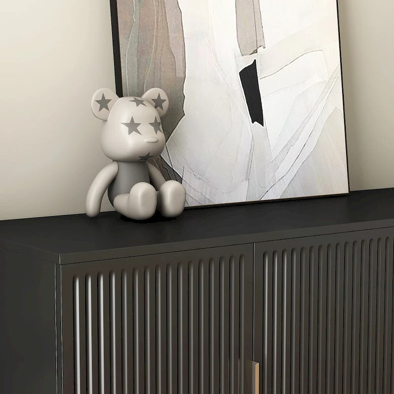 Credenza a pannelli scanalati